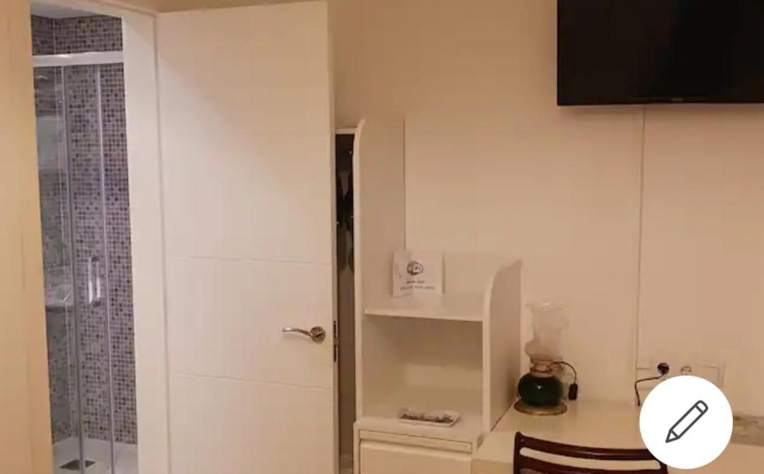 Homestay Ubicacion Perfecta/bano Privado *