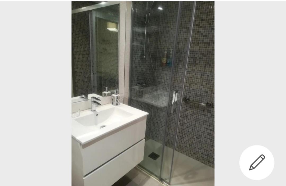 Ubicacion Perfecta/bano Privado Quarto em Acomodações Particulares